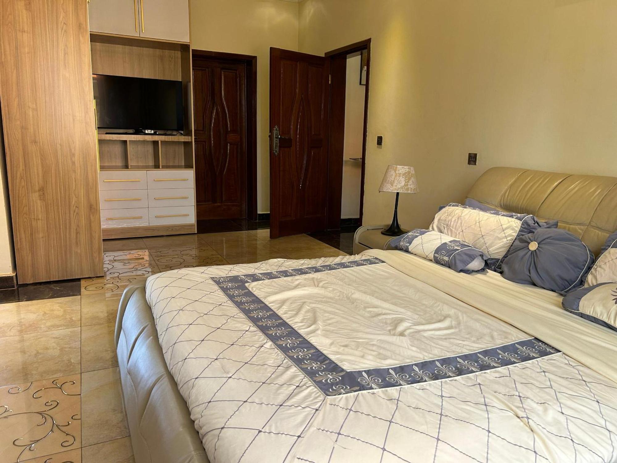 The Vibrant Lodge Gacuriro Kigali Zewnętrze zdjęcie