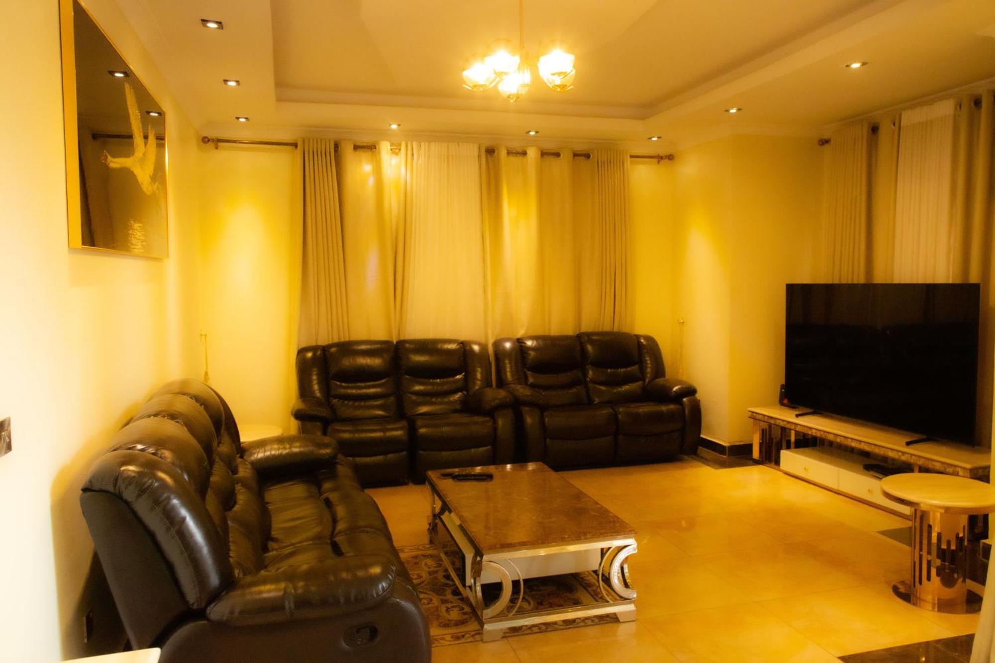 The Vibrant Lodge Gacuriro Kigali Zewnętrze zdjęcie