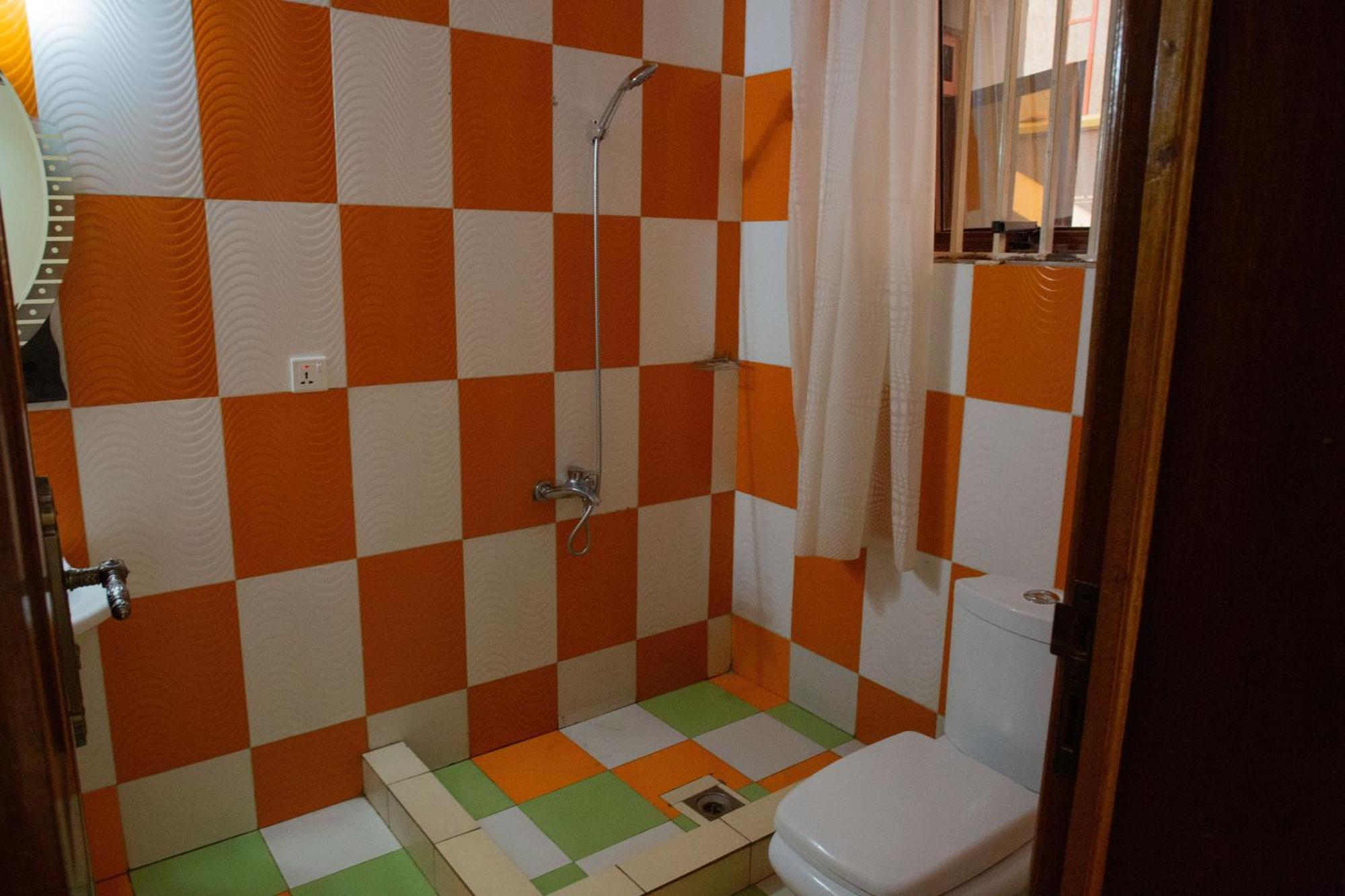 The Vibrant Lodge Gacuriro Kigali Zewnętrze zdjęcie