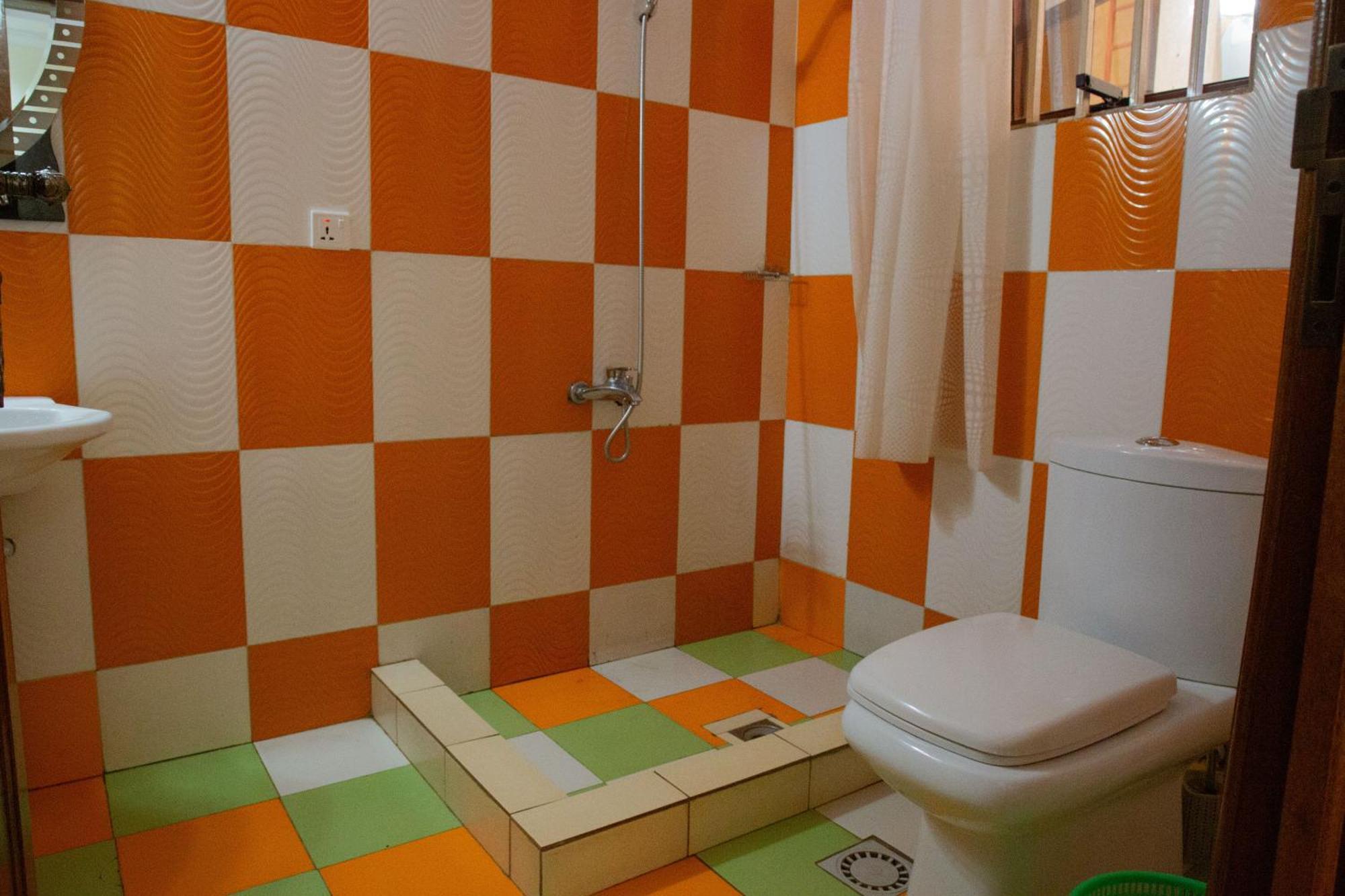 The Vibrant Lodge Gacuriro Kigali Zewnętrze zdjęcie