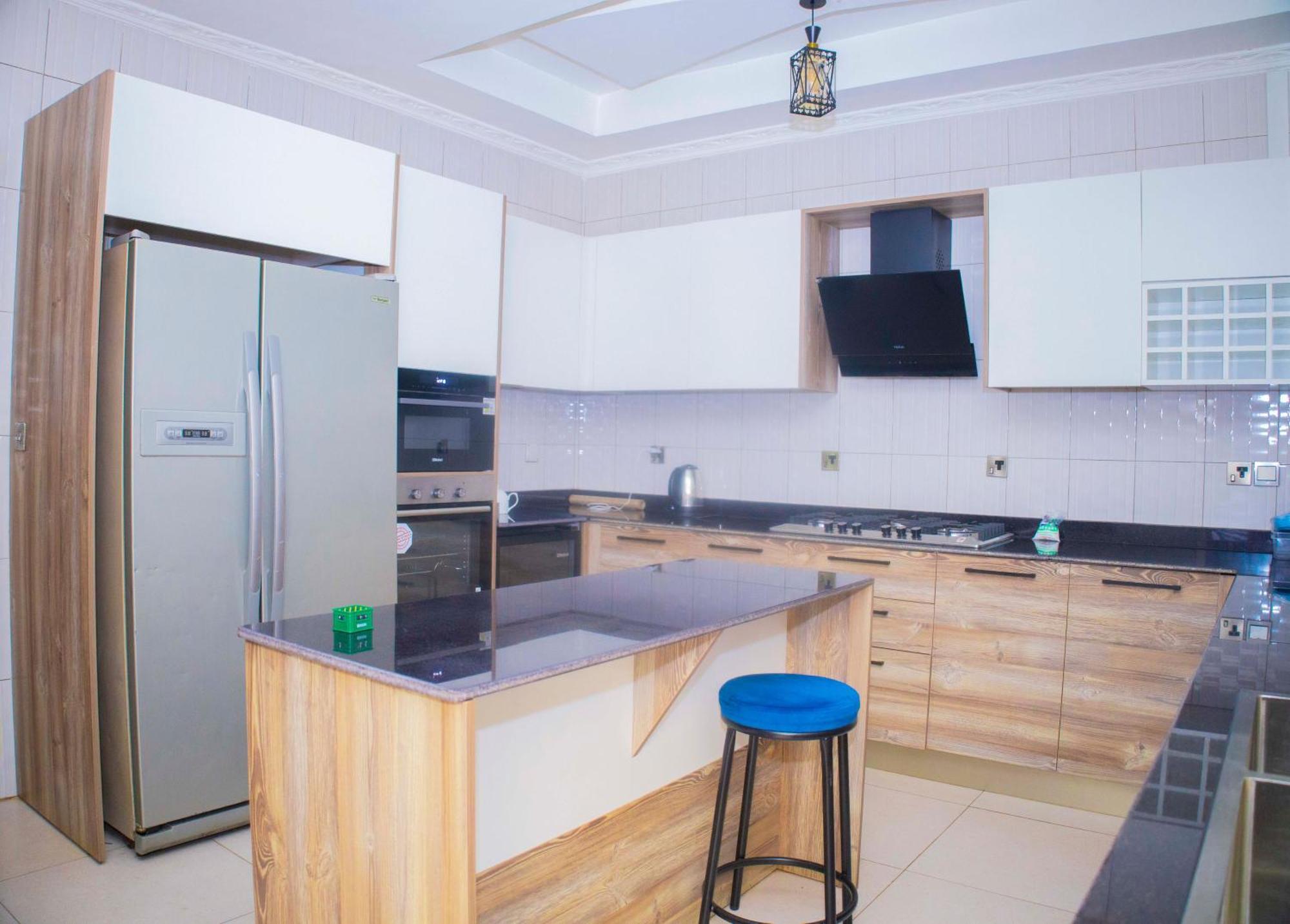 The Vibrant Lodge Gacuriro Kigali Zewnętrze zdjęcie